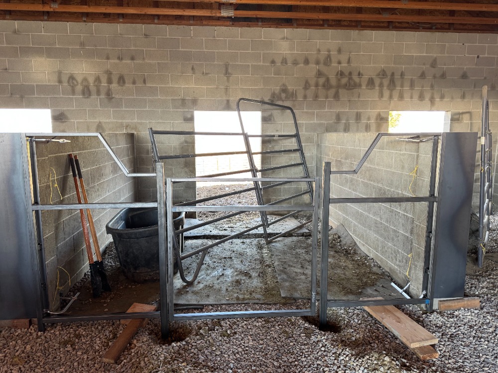 Modern metal gate installation - Cache County Utah welding